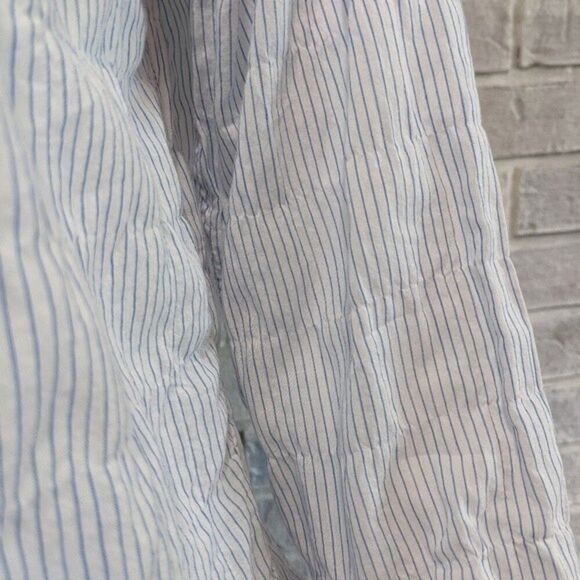 Banana Republic button down shirt lightweight cotton blue white pin stripe sz S - Picture 4 of 10